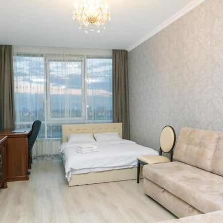 Apart Assistant On Smart Plaza Kiew Exterior foto