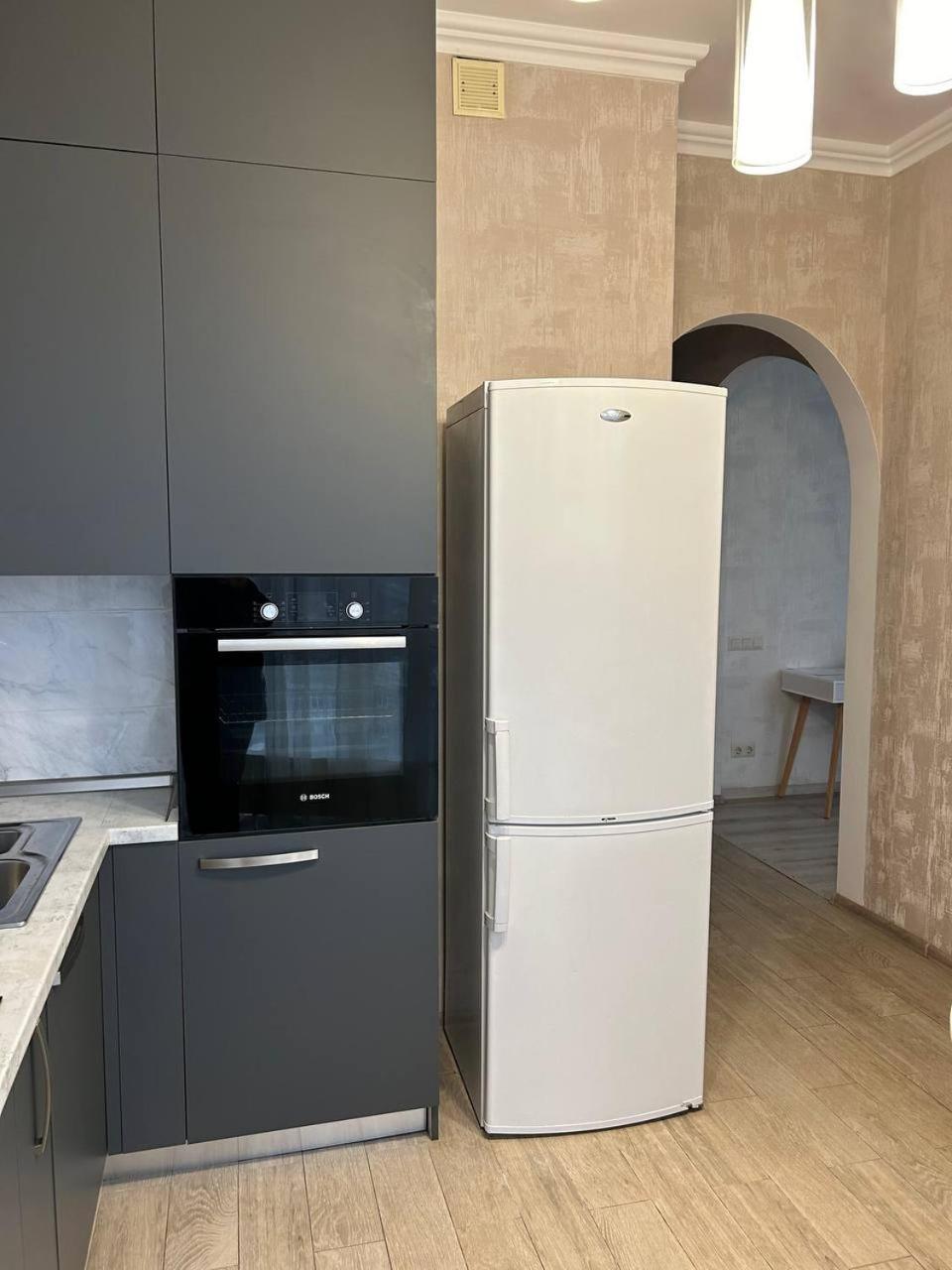 Apart Assistant On Smart Plaza Kiew Exterior foto