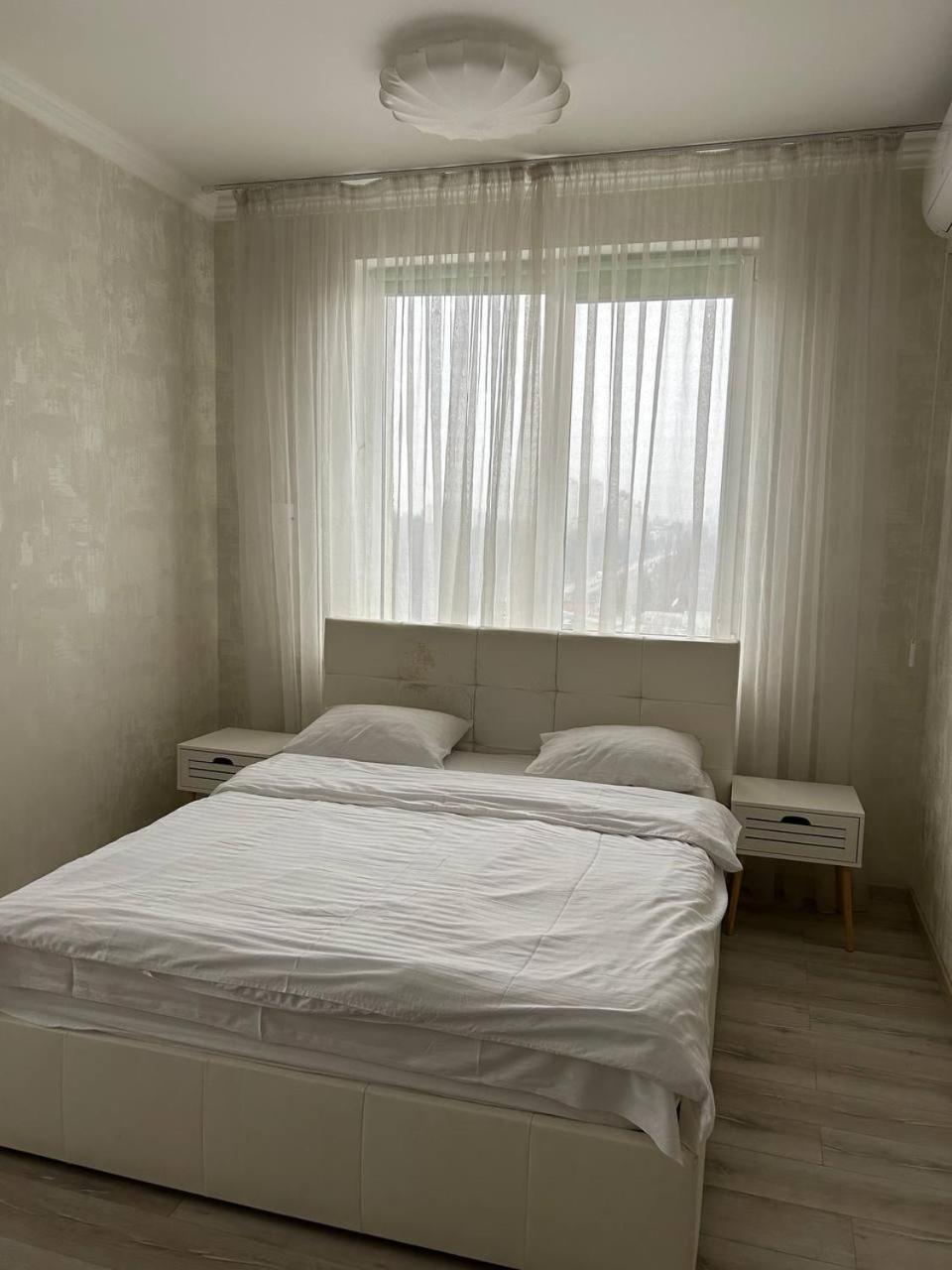 Apart Assistant On Smart Plaza Kiew Exterior foto